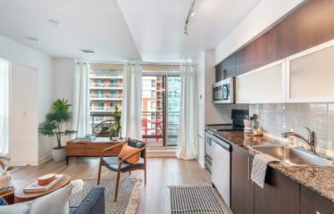 Renovated 1 Bdrm Condo with Floor To Ceiling Windows