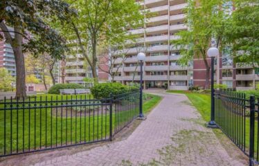 1 Bdrm Condo with Balcony On A Huge Lot Surrounded By Greenspace
