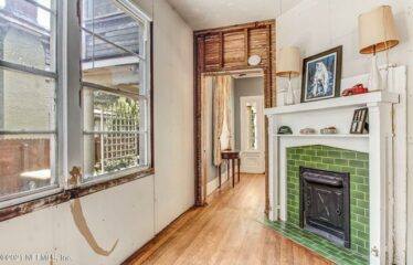 Gorgeous 3 Bedroom Home In Historic Riverside