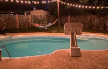 Great Investment Opportunity With Beautiful Pool