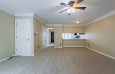 Spacious 2 Bedroom Townhome