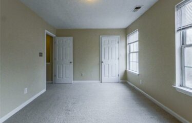 Spacious 2 Bedroom Townhome