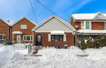 Gorgeous Detached Family Home In Great Toronto Location