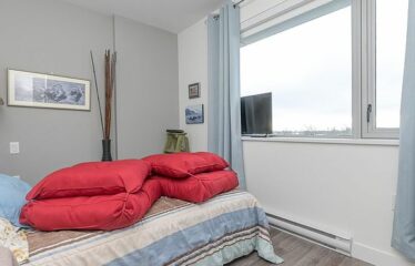 SW Facing 2 Bedroom with Ocean and City Views