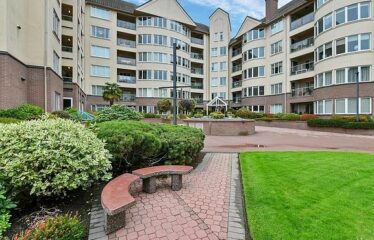 Incredible Buying Opportunity In The Inner Harbour